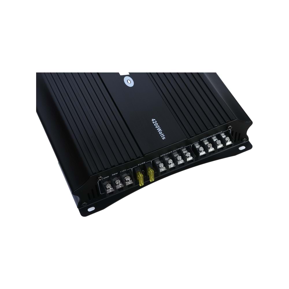 Premio PR-38 Amfi 4 Kanal Amfi 4*70W RMS 4200W Maksimum Güç
